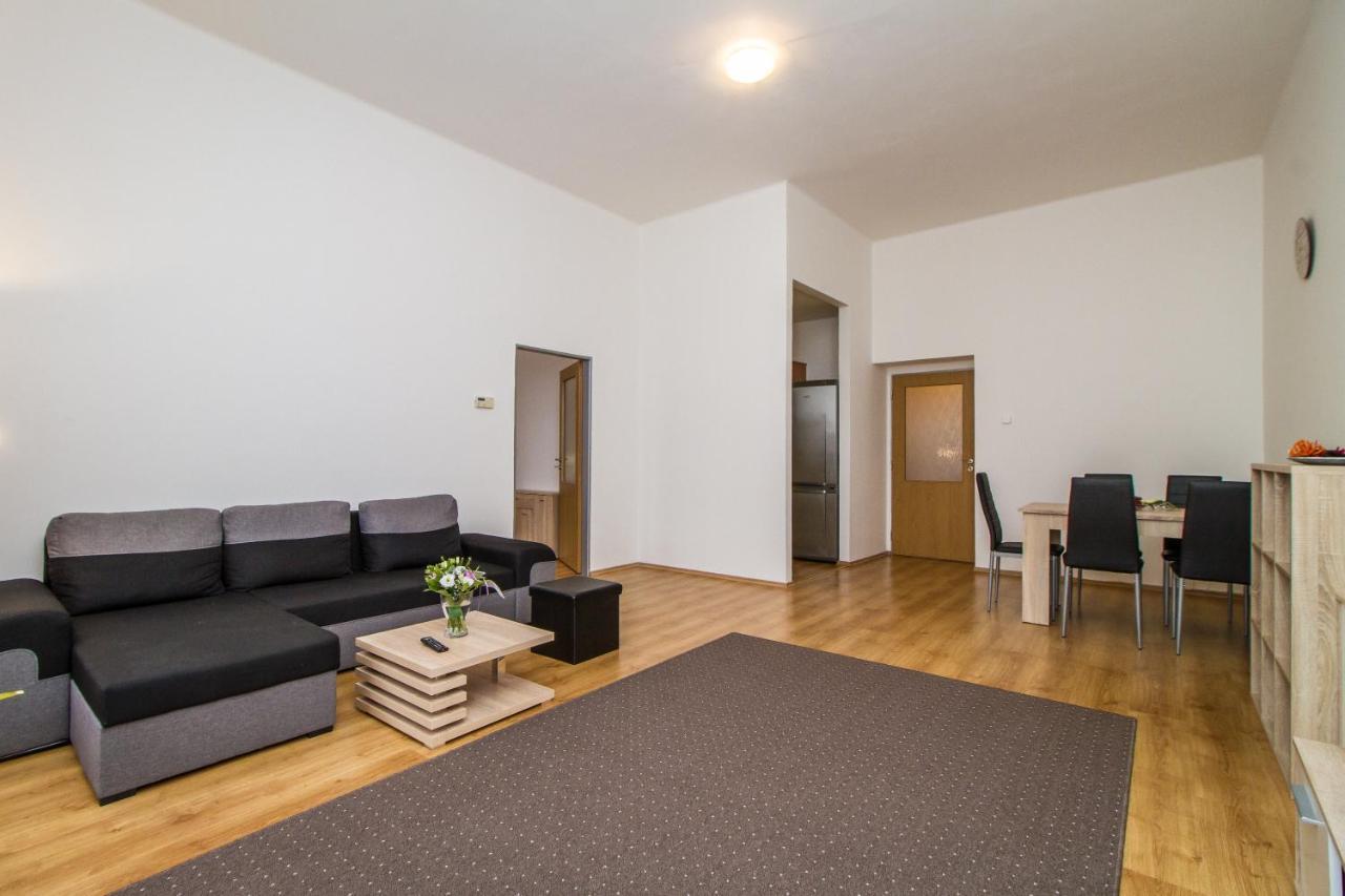 Silver Apartments Кутна Гора Екстер'єр фото