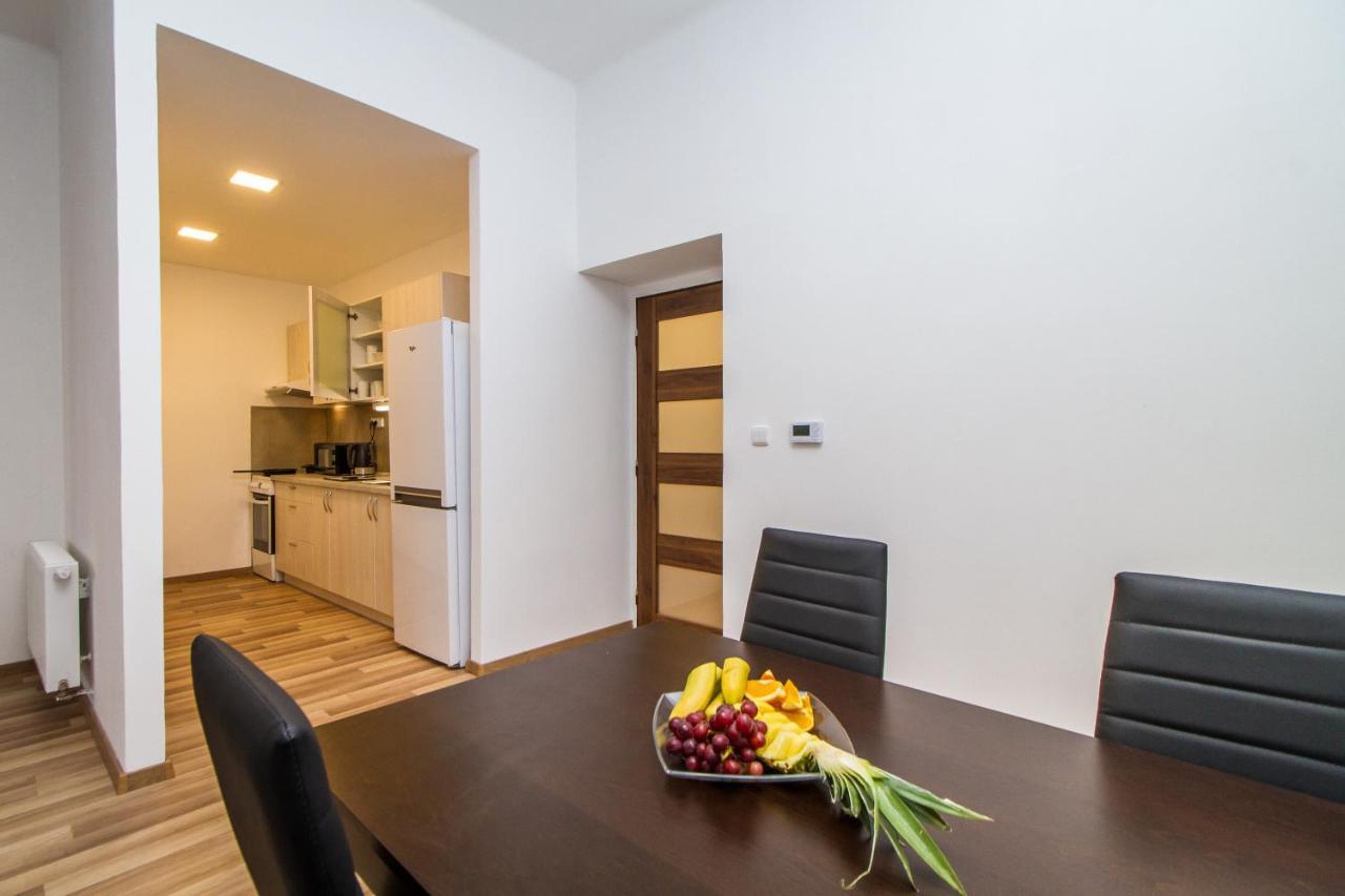 Silver Apartments Кутна Гора Екстер'єр фото