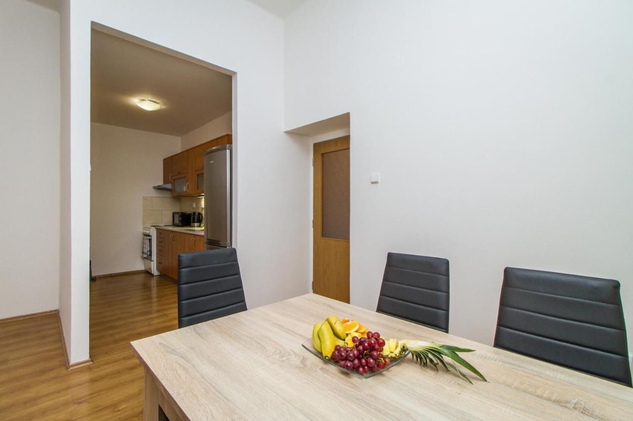 Silver Apartments Кутна Гора Екстер'єр фото